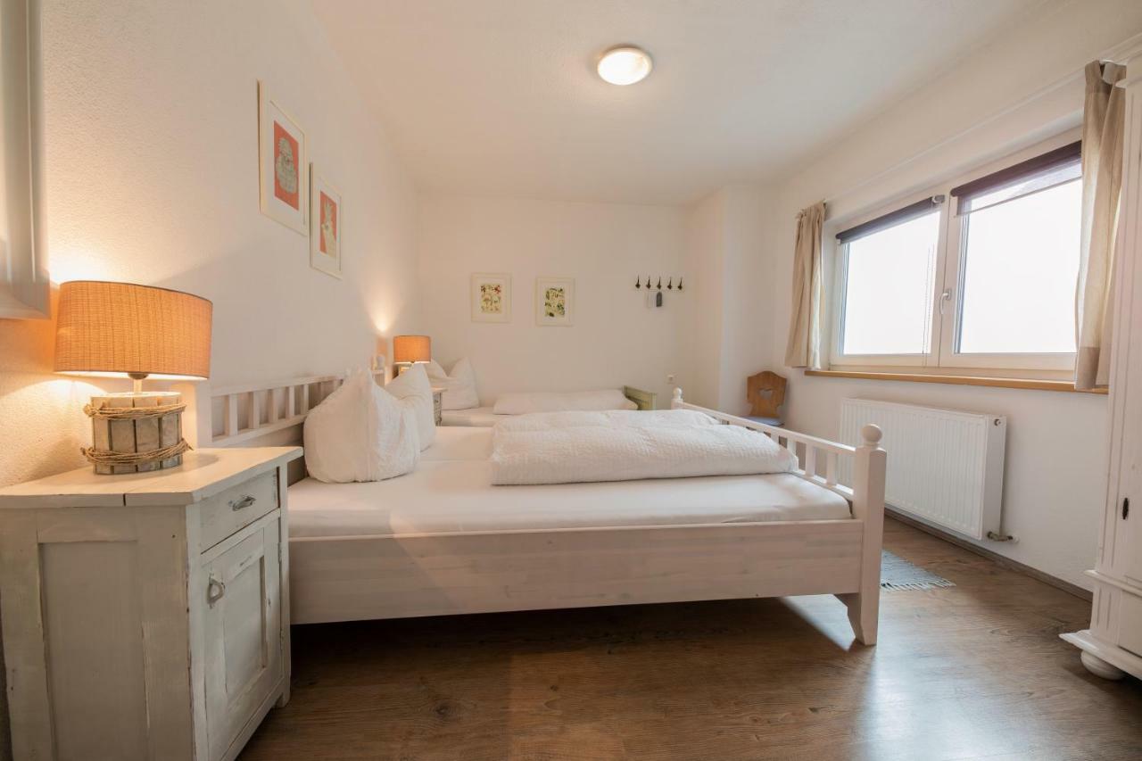 Ferienwohnung Am Platzl Нойштифт-им-Штубайталь Экстерьер фото